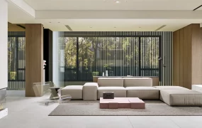 Spacious Ultra Modern Luxury Living Room