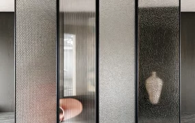 Modern Glass Panel Room Divider