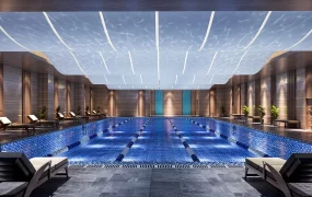 Luxury Hotel Indoor Swimming Pool