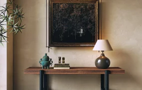 Vintage Console Table Decor