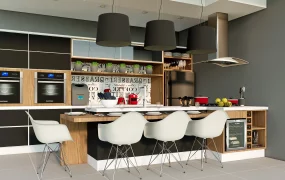 Black And White Kitchen With Island